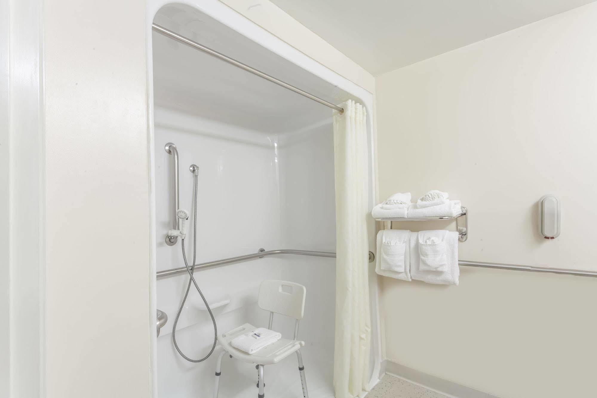 Microtel Inn & Suites By Wyndham Nashville Exteriör bild