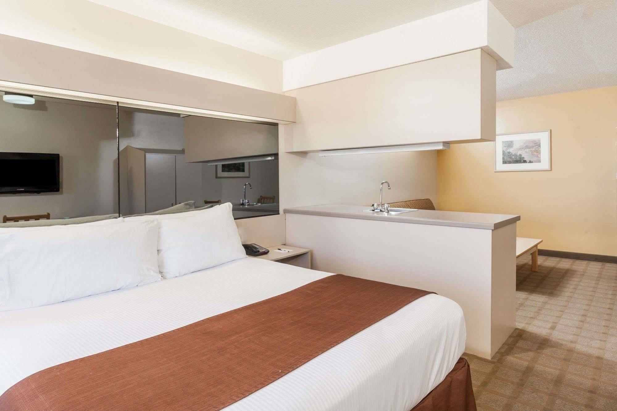 Microtel Inn & Suites By Wyndham Nashville Exteriör bild